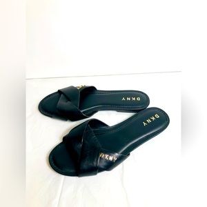 DKNY Women’s Slides Sandals Black Size 8.5 NEW NO TAGS